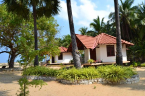 Nirukthie Beach Resort & Restaurant